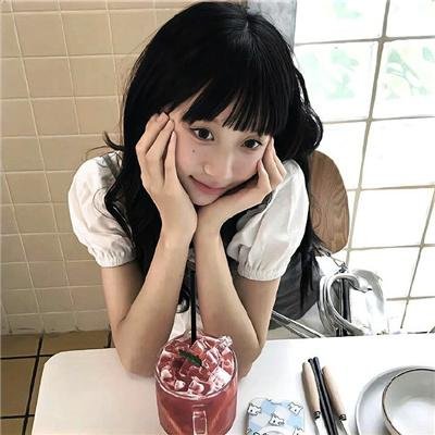 爆谷一周 海报